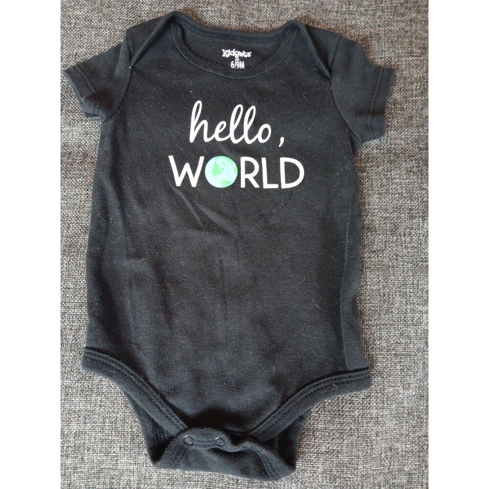 Kidgets Shirt 3 To 6  month Boys Black Short sleeve Snap Bottom Hello World